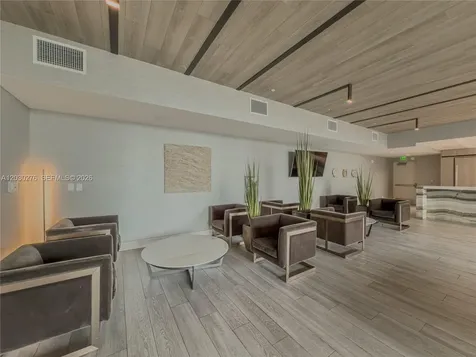 2960 NE 207th Street Aventura FL 33180