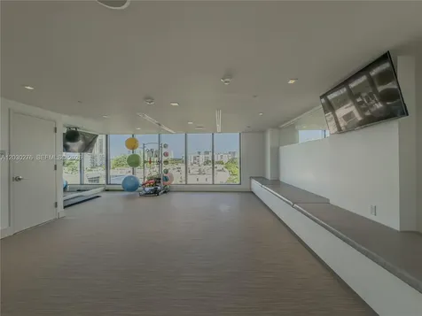 2960 NE 207th Street Aventura FL 33180
