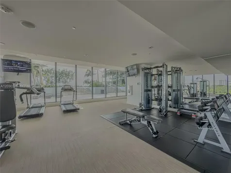 2960 NE 207th Street Aventura FL 33180