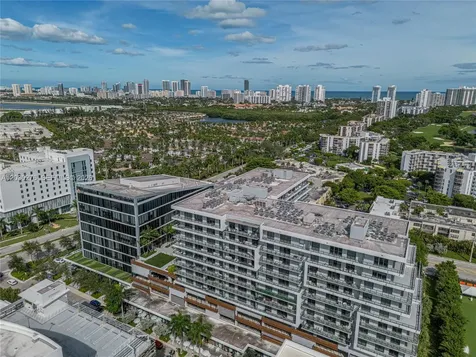 2960 NE 207th Street Aventura FL 33180