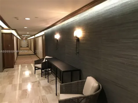 1000 Quayside Terrace Miami FL 33138