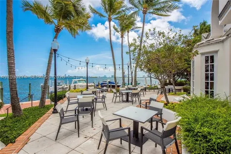 1000 Quayside Terrace Miami FL 33138