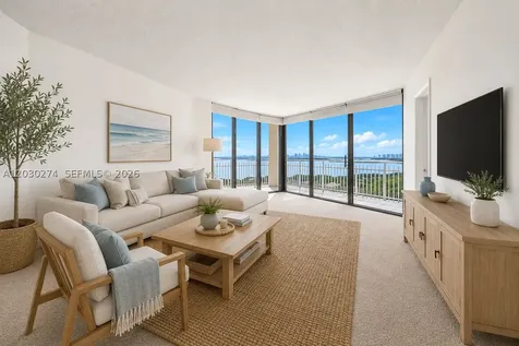 1000 Quayside Terrace Miami FL 33138