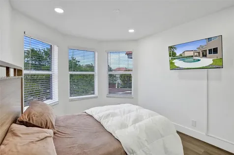 16180 SW 14th Street Pembroke Pines FL 33027