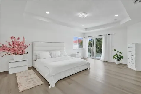 16180 SW 14th Street Pembroke Pines FL 33027