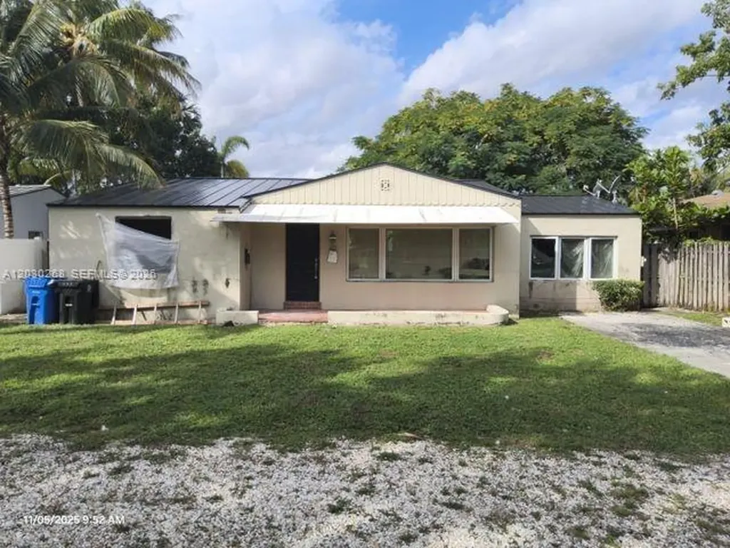 735 NE 17th Terrace Fort Lauderdale FL 33304