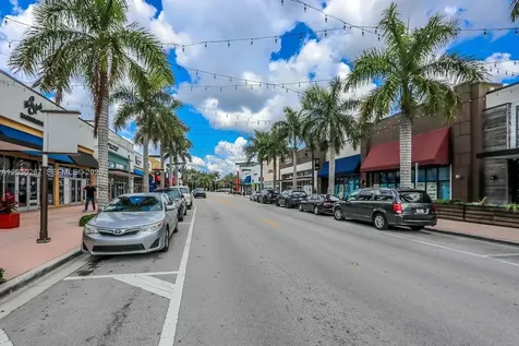 5252 NW 85th Avenue Doral FL 33166