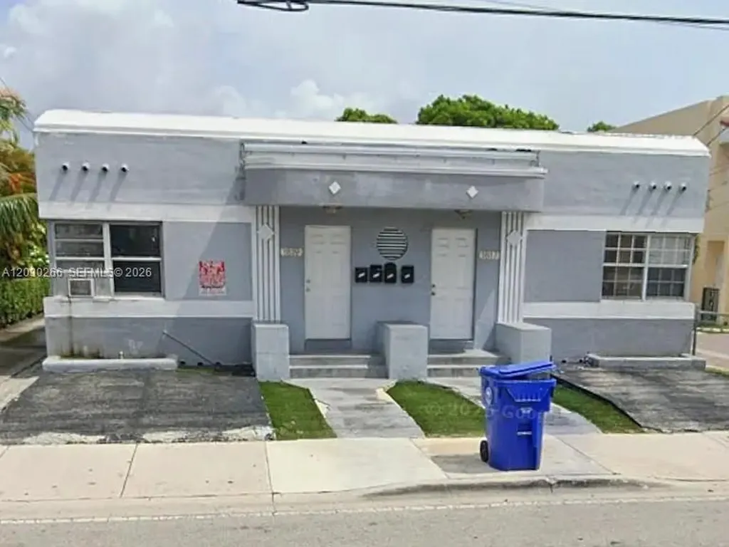1821 SW 7th Street Miami FL 33135