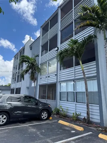 7105 W 13th Avenue Hialeah FL 33014