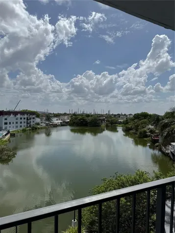 7105 W 13th Avenue Hialeah FL 33014