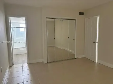 2815 NE 201st Terrace Aventura FL 33180