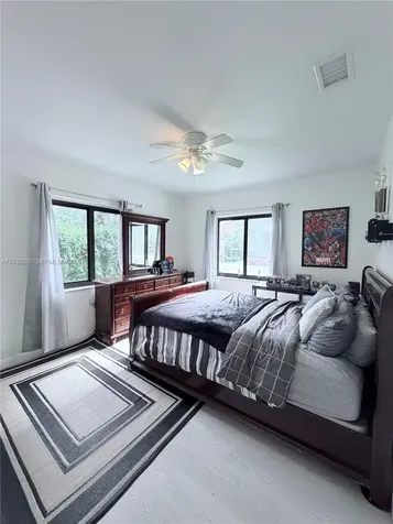 9021 N Miami Avenue El Portal FL 33150