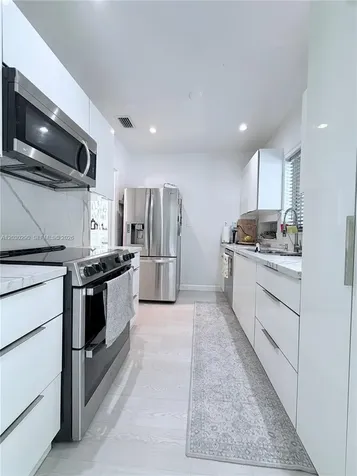 9021 N Miami Avenue El Portal FL 33150