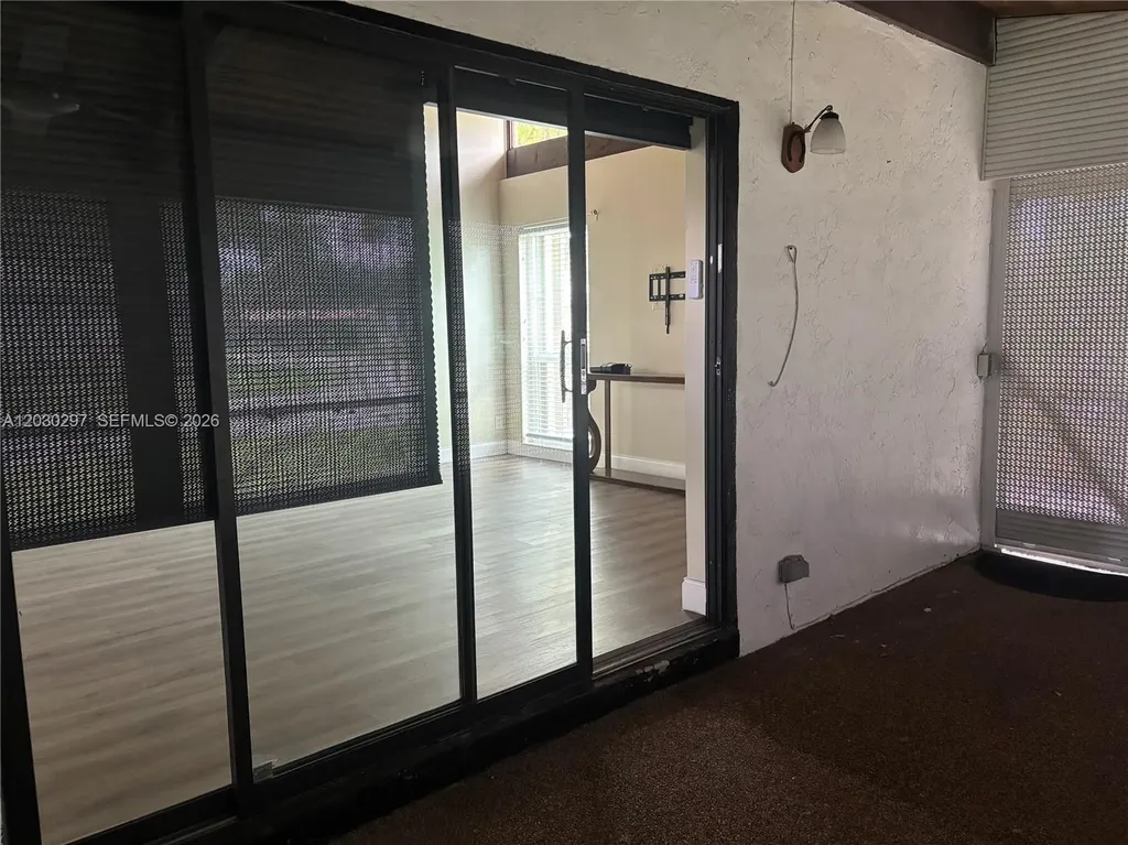 100 Gate Road Hollywood FL 33024