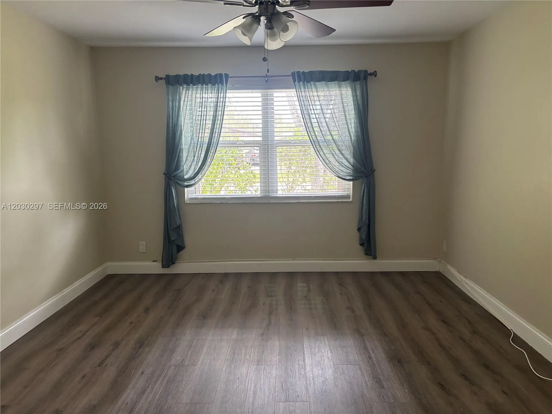 100 Gate Road Hollywood FL 33024