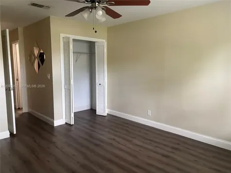 100 Gate Road Hollywood FL 33024