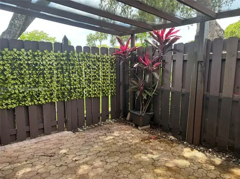100 Gate Road Hollywood FL 33024