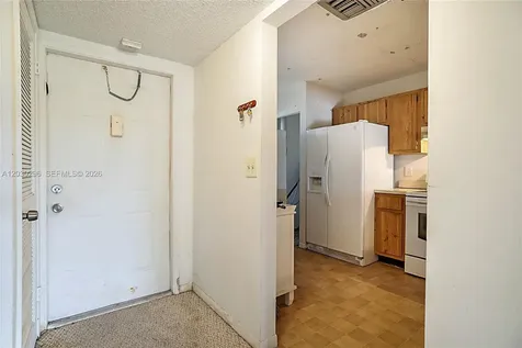 6475 W Oakland Park Boulevard Lauderhill FL 33313