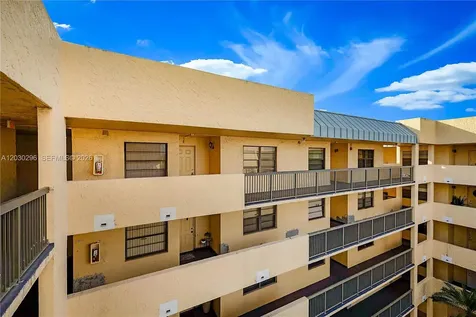 6475 W Oakland Park Boulevard Lauderhill FL 33313