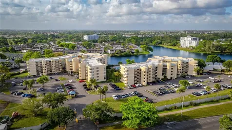 6475 W Oakland Park Boulevard Lauderhill FL 33313