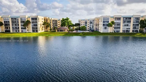 6475 W Oakland Park Boulevard Lauderhill FL 33313