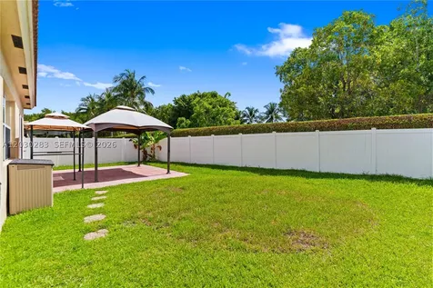 1785 NE 37th Place Homestead FL 33033