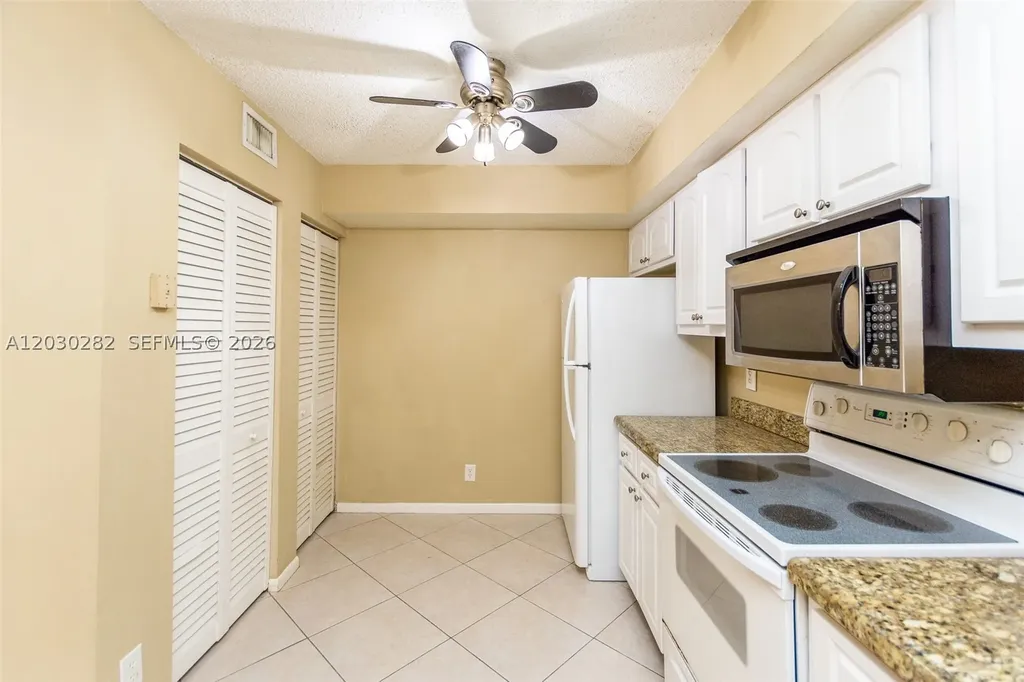 5721 Riverside Drive Coral Springs FL 33067