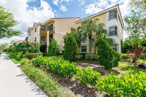 5721 Riverside Drive Coral Springs FL 33067