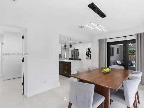 400 NW 30th Court Wilton Manors FL 33311