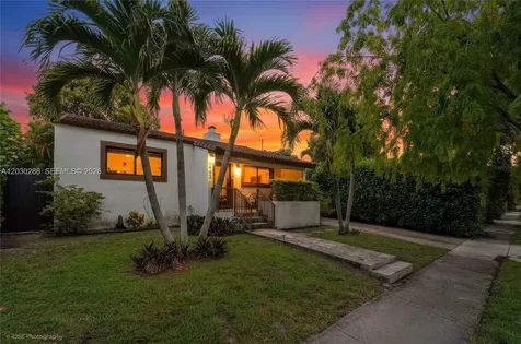 1462 SW 17th Street Miami FL 33145
