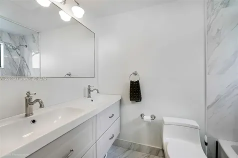 1462 SW 17th Street Miami FL 33145