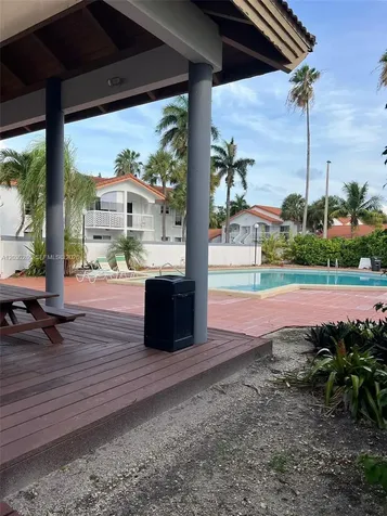 15315 SW 76th Terrace Miami FL 33193