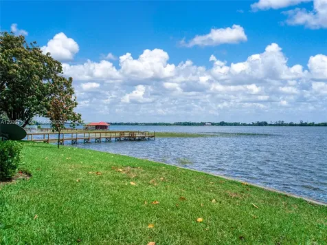198 Blue Moon Avenue Lake Placid FL 33852