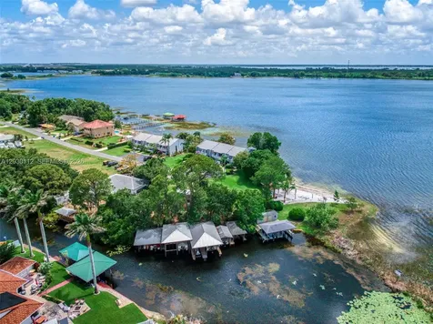 198 Blue Moon Avenue Lake Placid FL 33852
