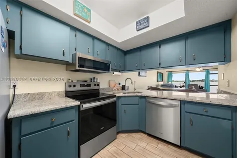 198 Blue Moon Avenue Lake Placid FL 33852
