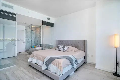 480 NE 31st Street Miami FL 33137
