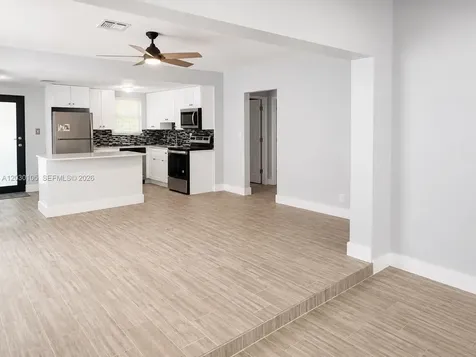 209 SW 5th Street Dania Beach FL 33004