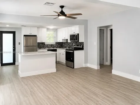 209 SW 5th Street Dania Beach FL 33004