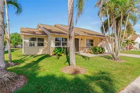 132 Wandering Trail Jupiter FL 33458