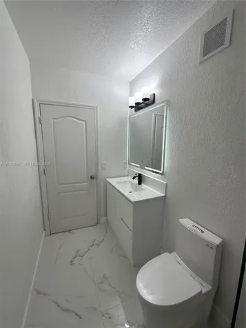 13757 SW 170th Terrace Miami FL 33177