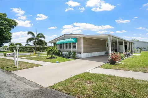 202 NW 52nd Court Deerfield Beach FL 33064