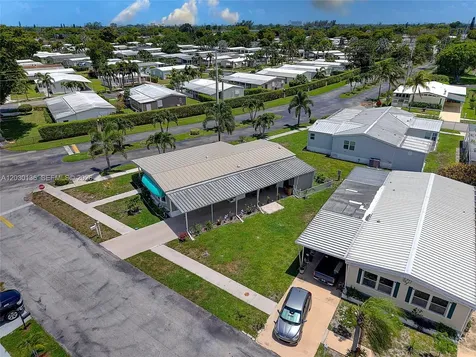 202 NW 52nd Court Deerfield Beach FL 33064