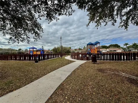 5239 SW 153rd Avenue Miami FL 33185