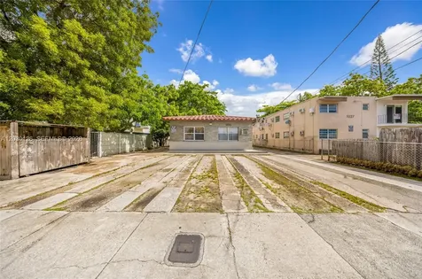 1035 NW 4th Street Miami FL 33128