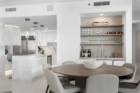 5959 Collins Avenue Miami Beach FL 33140