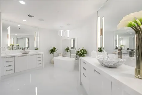 5959 Collins Avenue Miami Beach FL 33140