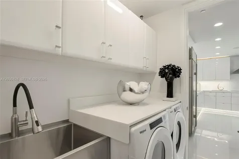 5959 Collins Avenue Miami Beach FL 33140