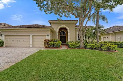 6334 SW 192nd Avenue Pembroke Pines FL 33332
