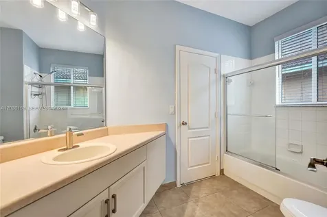 6334 SW 192nd Avenue Pembroke Pines FL 33332