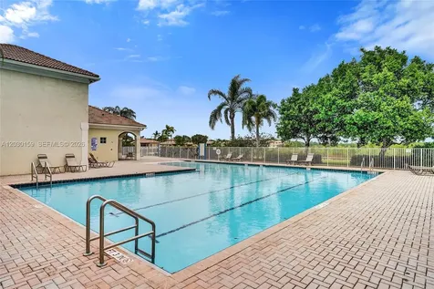6334 SW 192nd Avenue Pembroke Pines FL 33332